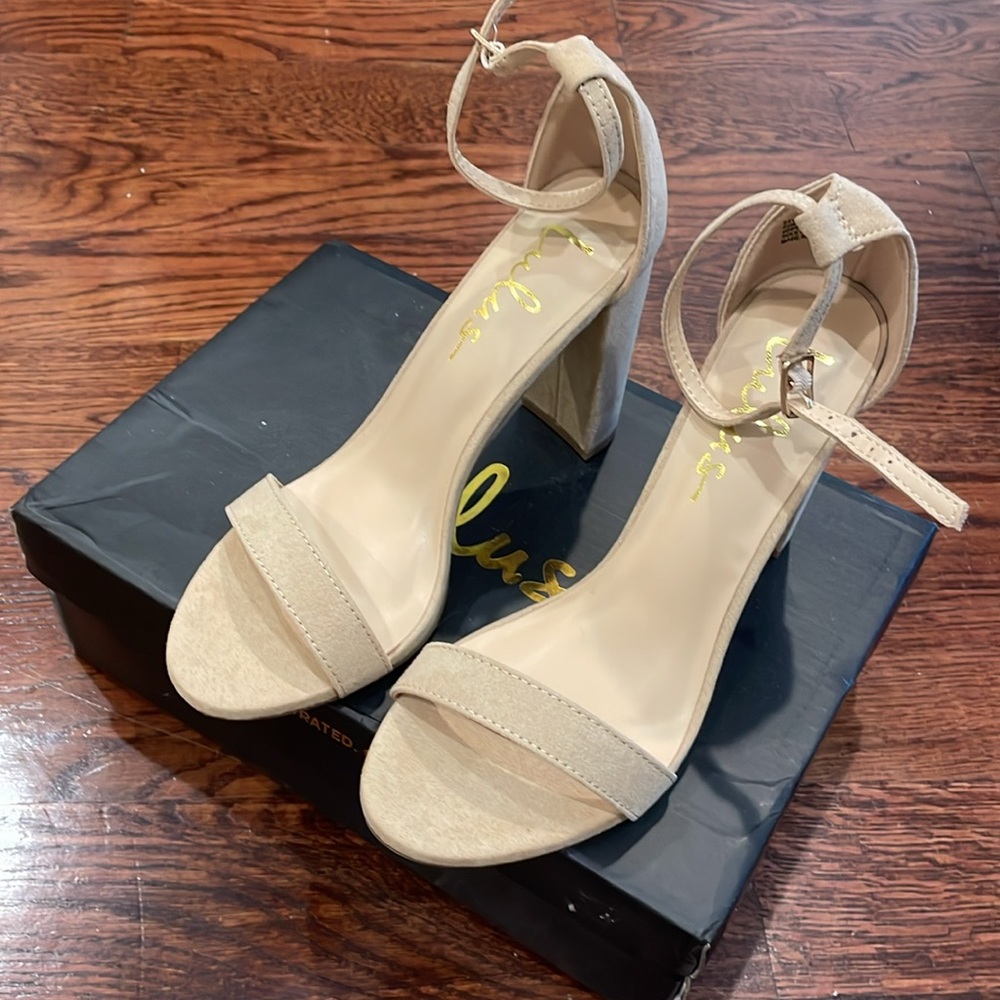 Lulus sandals - Picture 4 of 5